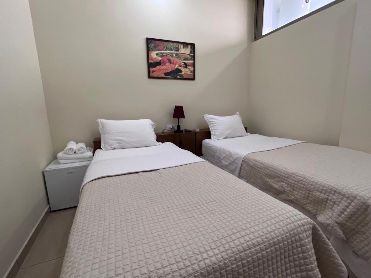 Bobi Hotel Шкодер Экстерьер фото