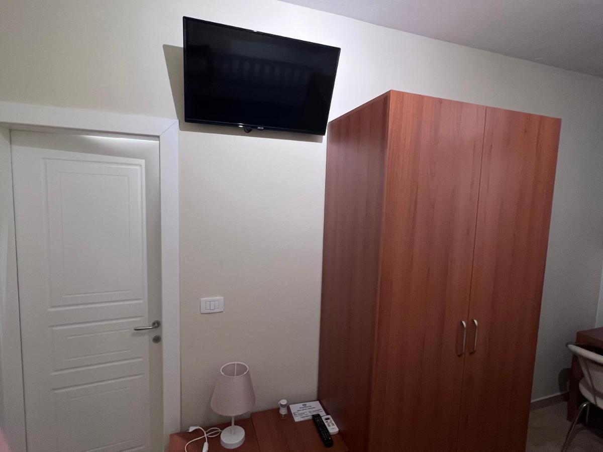 Bobi Hotel Шкодер Экстерьер фото
