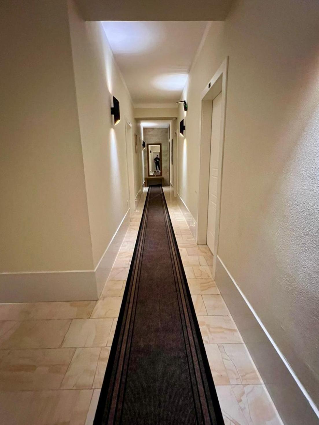 Bobi Hotel Шкодер Экстерьер фото